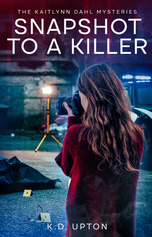 Snapshot to a Killer: A Daisy Day Mystery